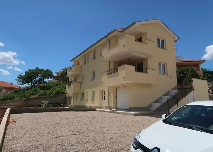 Apartmani Marin